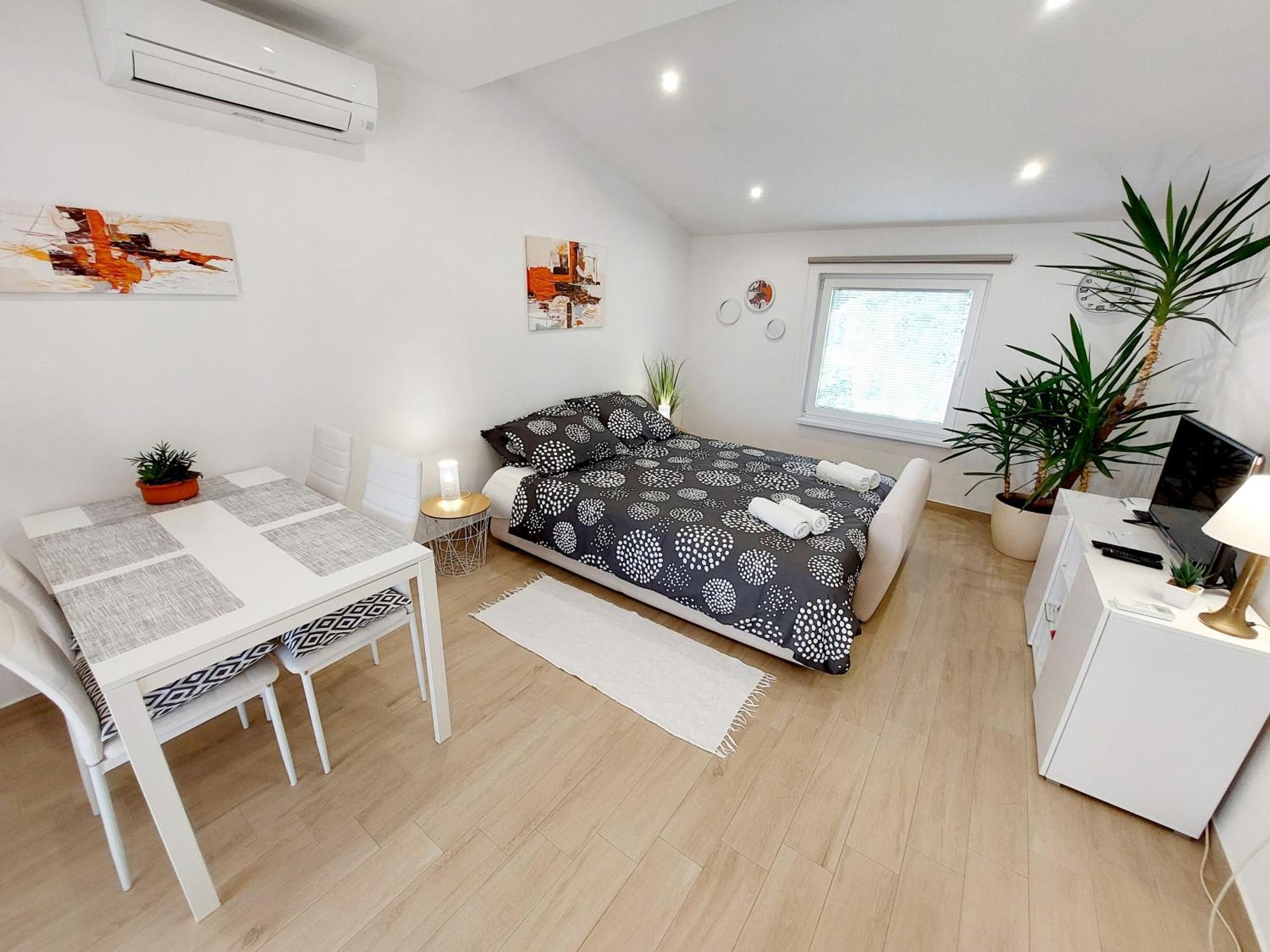 M&M Sunset Apartments Portoroz Ngoại thất bức ảnh